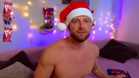 Snapshot of miamax88 chatting on 28, 12, 2024 BestMarriedCouple online show from 28, 12, 2024