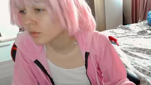 Mia online show from 13, 4, 2026