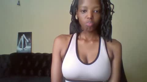 Snapshot of miami_muffin chatting on 30, 4, 2026 Muffin online show from 30, 4, 2026