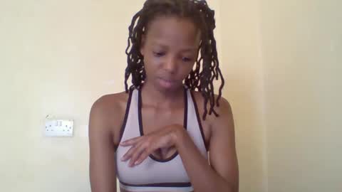 Snapshot of miami_muffin chatting on 2, 6, 2026 Muffin online show from 2, 6, 2026