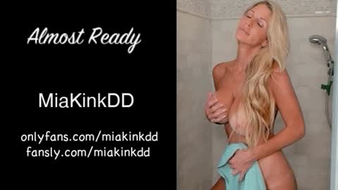 Mia online show from 22, 10, 2025