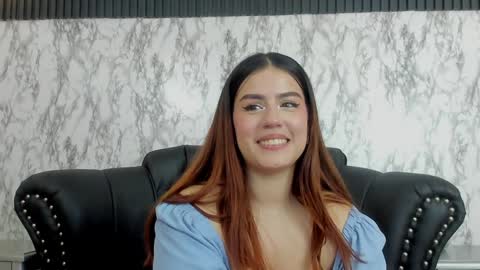 Snapshot of miamontoya chatting on 13, 1, 2025 Mia -5 7001400 Follow online show from 13, 1, 2025