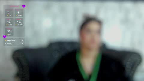 Snapshot of miamontoya chatting on 6, 2, 2025 Mia -5 7001400 Follow online show from 6, 2, 2025