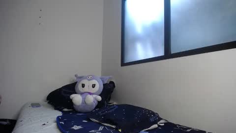 Mia online show from 23, 2, 2025