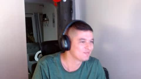 Snapshot of miaou_miaou chatting on 25, 7, 2026 miaou_miaou online show from 25, 7, 2026