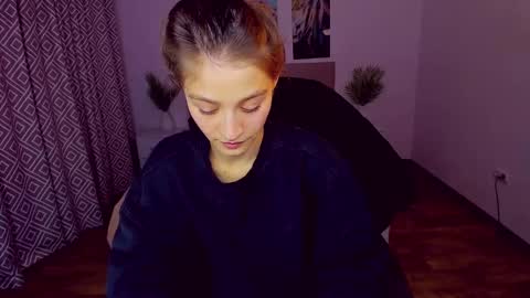 Mia online show from 22, 12, 2024