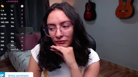 MIAPORTMANN online show from 4, 1, 2025