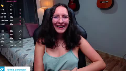 MIAPORTMANN online show from 16, 1, 2025