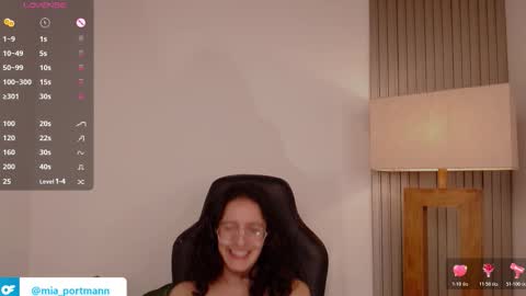 MIAPORTMANN online show from 6, 3, 2026