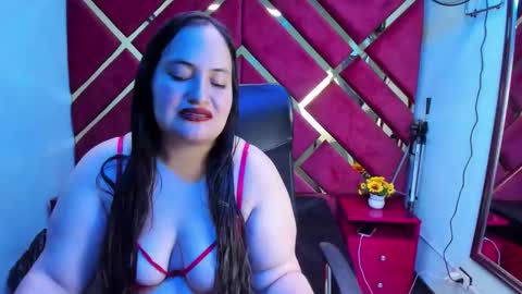 MiaRouse online show from 12, 2, 2026