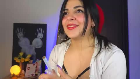 MiaHancock online show from 12, 1, 2025