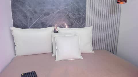 miascott5 online show from 8, 3, 2025