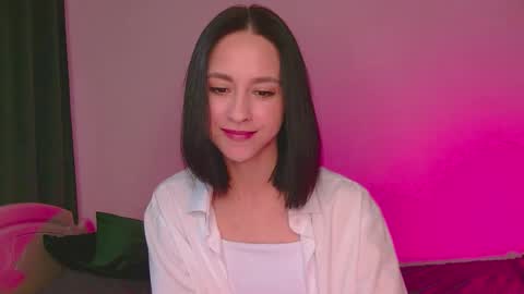 Snapshot of miasweetashoney chatting on 15, 9, 2025 Mia online show from 15, 9, 2025