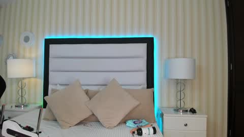 Snapshot of miasweetth chatting on 10, 12, 2024 Mia Sweetth online show from 10, 12, 2024