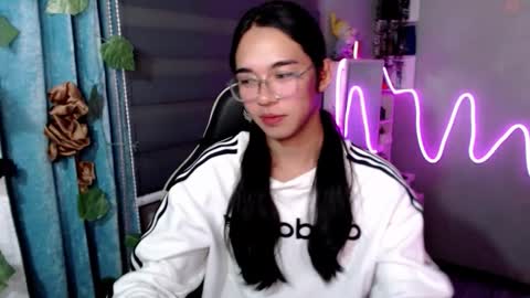 Snapshot of miatrixs chatting on 22, 2, 2026 Mia online show from 22, 2, 2026