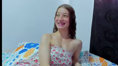  Chloe  online show from 18, 4, 2026