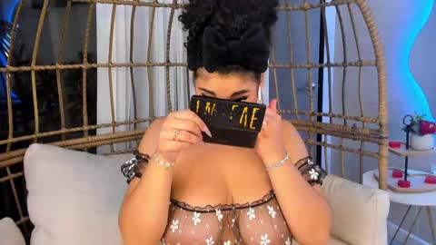 Snapshot of miawoderfull chatting on 19, 2, 2025 Mia online show from 19, 2, 2025