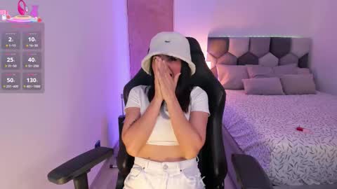 Snapshot of miazurek chatting on 18, 10, 2025 THE BEST LOVRS antonio flatlastifoundyoulautrebleudrpapaolu donnie lbsunkown1804 online show from 18, 10, 2025