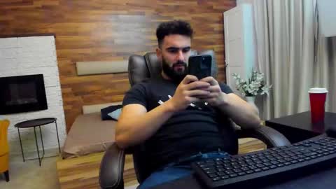 MicahLane online show from 25, 11, 2025