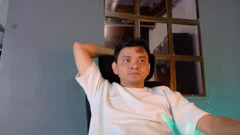 Snapshot of michael0730 chatting on 10, 2, 2026 d Ricardo online show from 10, 2, 2026