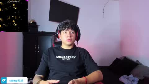 Snapshot of michael_kendall0 chatting on 21, 1, 2025 michael independent model  online show from 21, 1, 2025