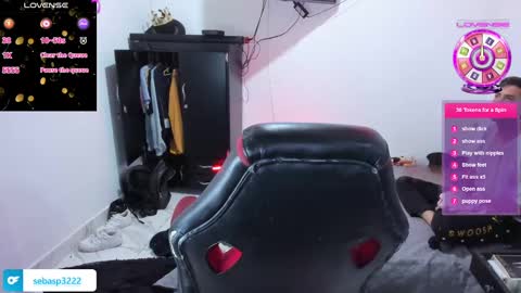 Snapshot of michael_kendall0 chatting on 15, 2, 2025 michael independent model  online show from 15, 2, 2025