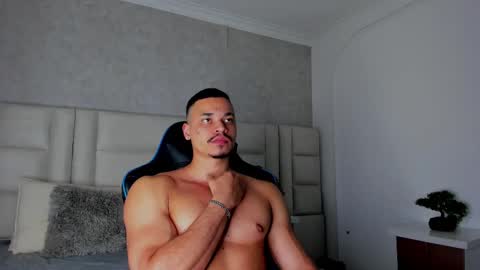 Michael online show from 23, 9, 2025