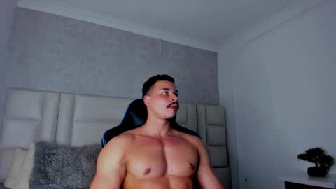 Michael online show from 12, 11, 2025