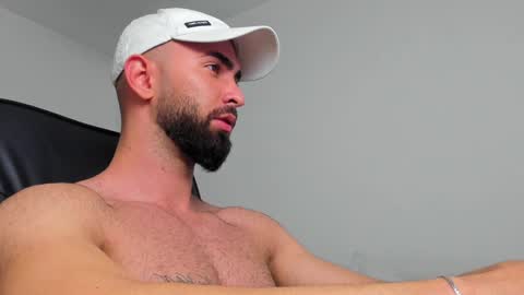 MichaelEvansx online show from 23, 12, 2024