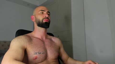 MichaelEvansx online show from 21, 4, 2026