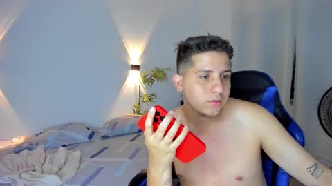Snapshot of michaell_s chatting on 26, 10, 2025 michaell_s online show from 26, 10, 2025