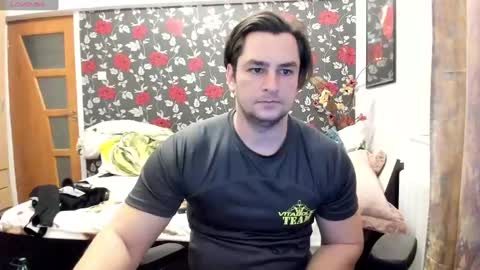 michaelragnar90 online show from 8, 2, 2025