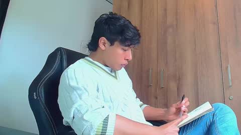 Snapshot of michaelstones chatting on 14, 1, 2025 michaelstones online show from 14, 1, 2025