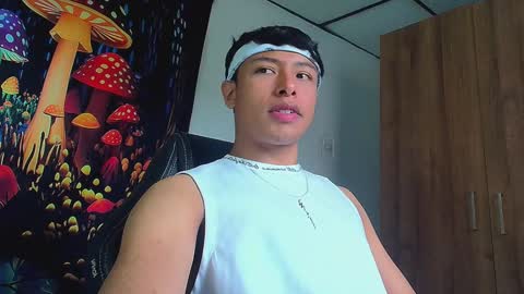 Snapshot of michaelstones chatting on 22, 1, 2025 michaelstones online show from 22, 1, 2025