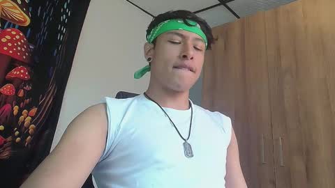 Snapshot of michaelstones chatting on 13, 2, 2025 michaelstones online show from 13, 2, 2025