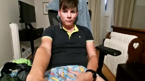 Snapshot of michaeltwinkboy chatting on 5, 8, 2026 michaeltwinkboy online show from 5, 8, 2026