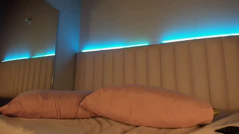Snapshot of michbrunnette chatting on 13, 5, 2026 michbrunnette online show from 13, 5, 2026