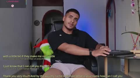 Snapshot of michel_g22 chatting on 14, 3, 2026 michel g22 online show from 14, 3, 2026