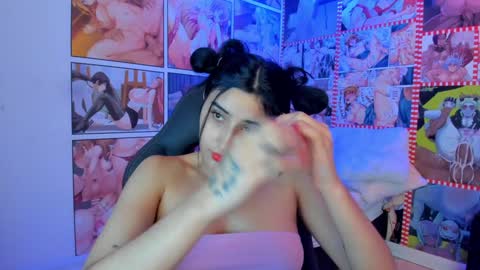 michel_lopez18 online show from 8, 1, 2025