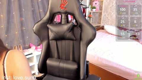 Snapshot of michel_momsen chatting on 4, 3, 2025 Michel online show from 4, 3, 2025