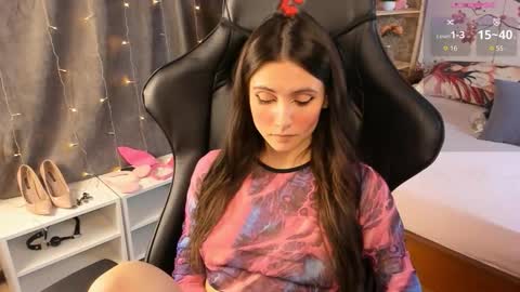 Snapshot of michel_momsen chatting on 15, 12, 2025 Michel online show from 15, 12, 2025