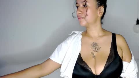 Snapshot of michel_rous_la_mas_caliente chatting on 8, 10, 2025 michel_rous_la_mas_caliente online show from 8, 10, 2025