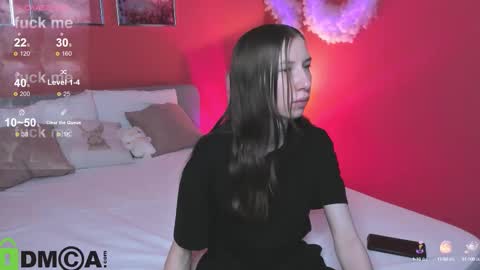 michele_mack online show from 9, 10, 2025