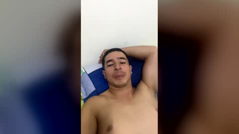 Snapshot of michele_mr chatting on 4, 3, 2026 michele_mr online show from 4, 3, 2026