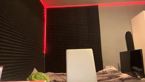 Snapshot of michelemagnetico chatting on 9, 9, 2025 michelemagnetico online show from 9, 9, 2025