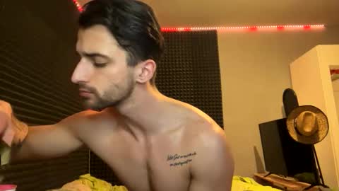 Snapshot of michelemagnetico chatting on 3, 11, 2025 michelemagnetico online show from 3, 11, 2025