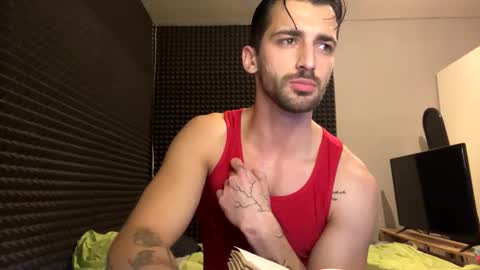 Snapshot of michelemagnetico chatting on 2, 12, 2025 michelemagnetico online show from 2, 12, 2025