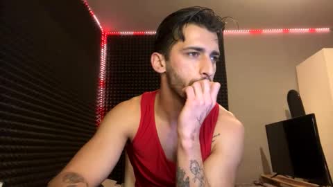 Snapshot of michelemagnetico chatting on 4, 12, 2025 michelemagnetico online show from 4, 12, 2025