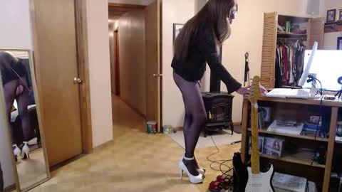Michelle online show from 26, 5, 2026