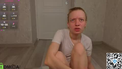 Snapshot of michelle_blond chatting on 21, 4, 2026 michelle_blond online show from 21, 4, 2026